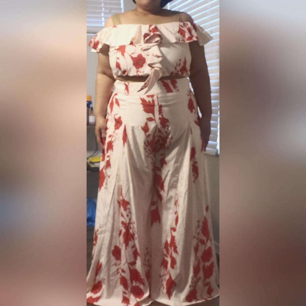Fashion Nova Floral Set